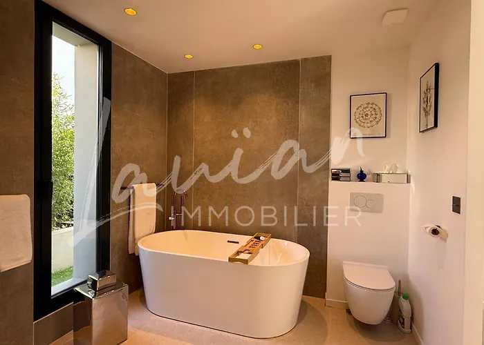 Oasis - Elegance Et Situation Ideale 比亚里茨