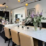 Oasis - Elegance Et Situation Ideale * بياريتز