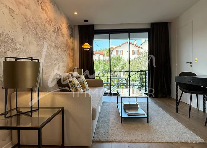 Oasis - Elegance Et Situation Ideale * Биарриц